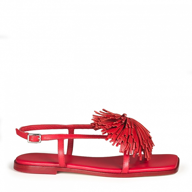 Босоножки кожаным помпоном Vic Matie